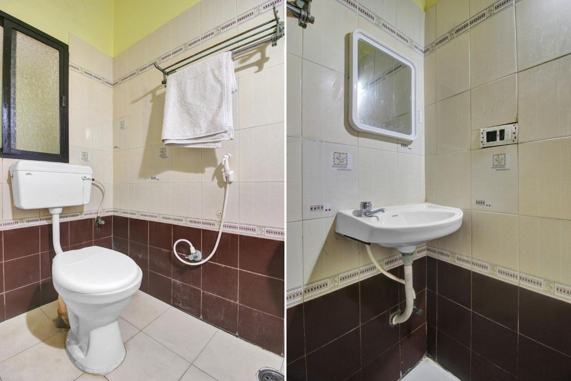 OYO 82030 Hotel Happy Rooms Hyderabad Exterior foto